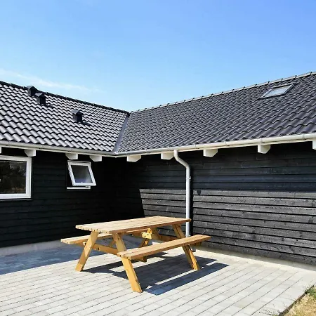 Five-bedroom In * Bogense
